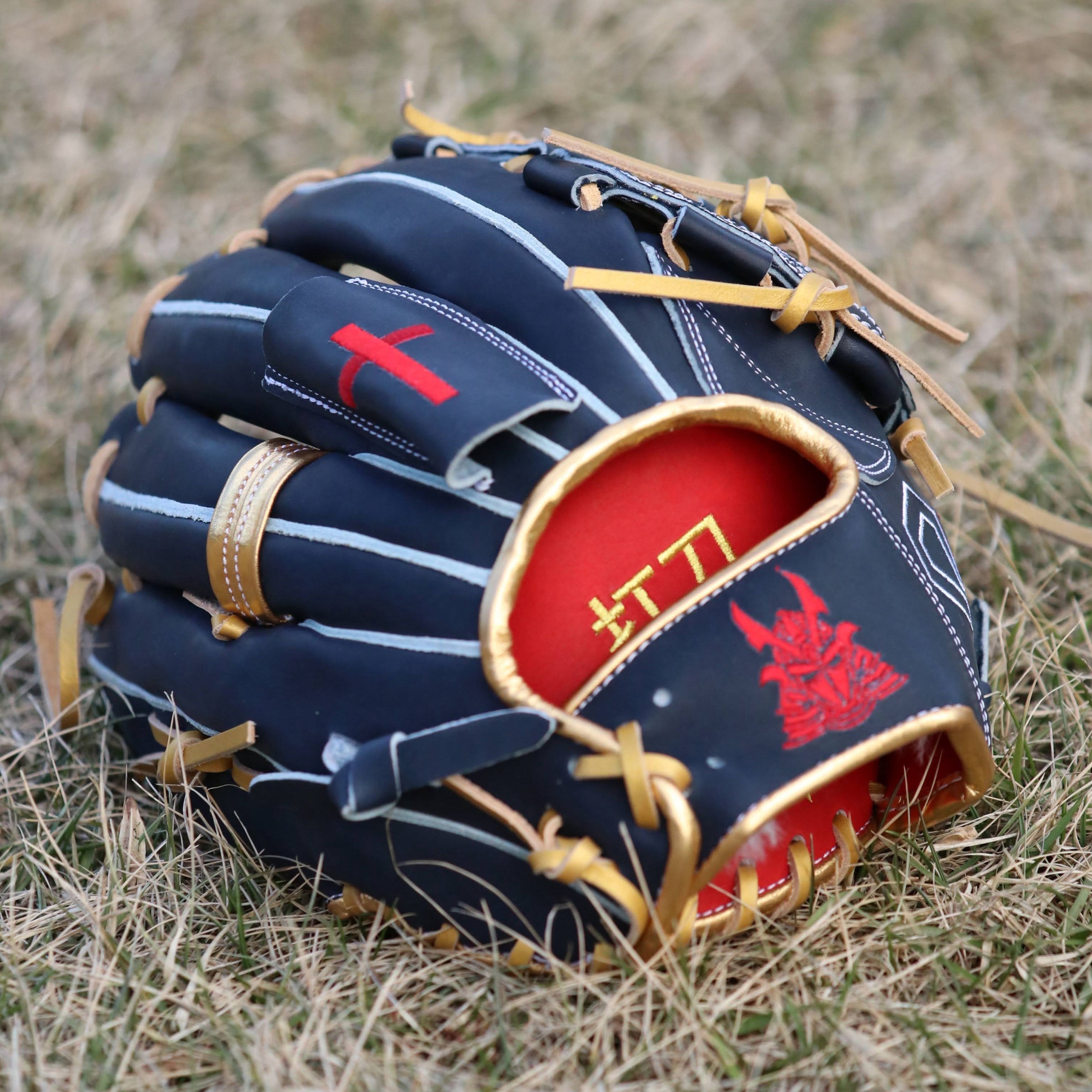Antonio Menendez Pro Model Pitchers Glove