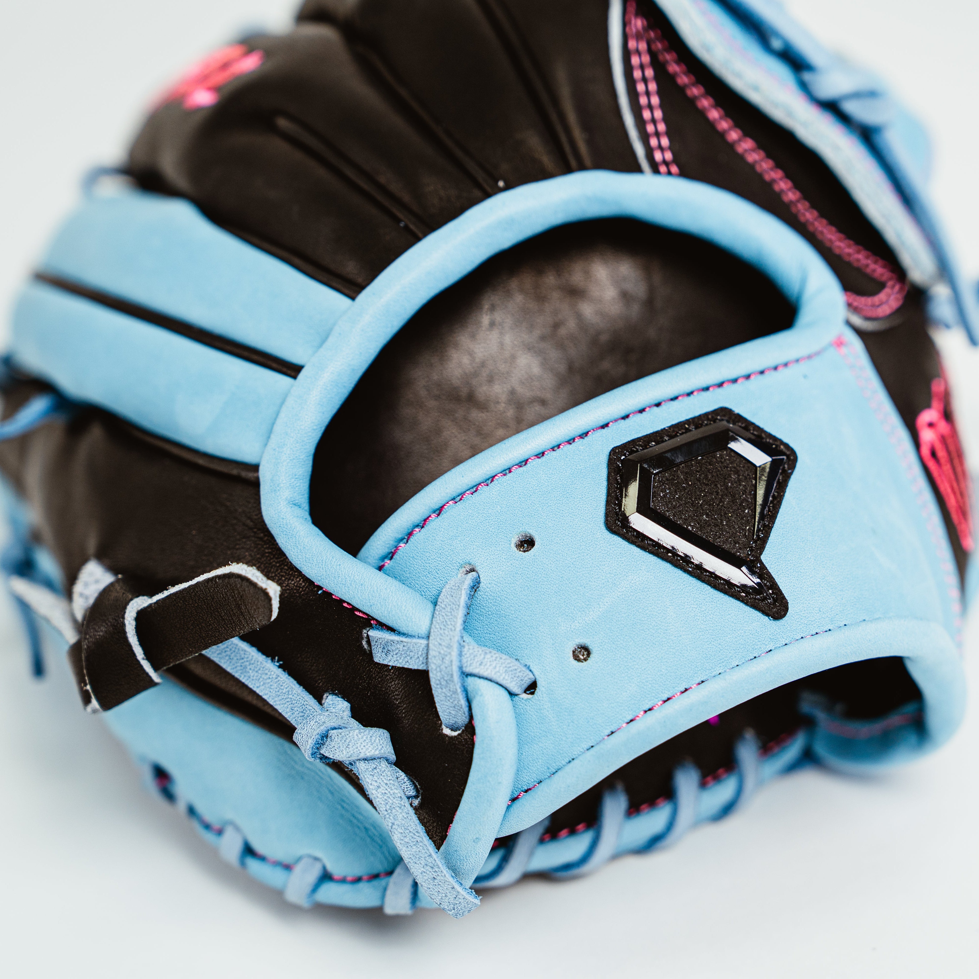 Miami Outfield Glove
